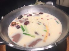 -无老锅(苓雅店)