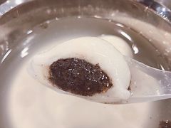 -华中科技大学东三学生食堂