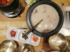 -河坝烧烤串城(金达莱店)