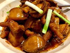 东坡鲍鱼焖凤爪-南麓·浙里(外滩店)