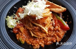 Tomato Beef Cheese Pasta