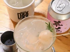 餐具摆设-无牌咖啡&酒馆