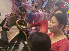 -刘姐啤酒鱼民族演艺餐厅(西街总店)