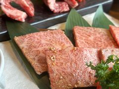 -炼火烤肉店