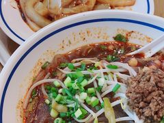 -蓉李记成都名小吃(武汉菱角湖万达店)