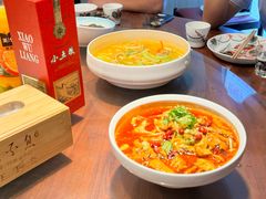 -川流不息·地道川菜·小龙虾(松东路店)