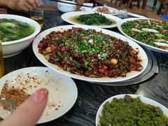 -江湖黑大兔(杨家坪店)