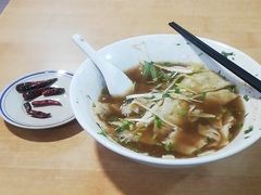 牛肉罩火烧-清真·白家牛肉罩火烧老店(育才街店)