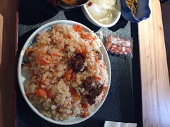 手抓饭-阿里家·新疆烤肉酒場 by MIG