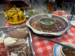 -金鼎雪山牦牛杂火锅(理县总店)