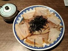 -一兰拉面(新宿中央东口店)