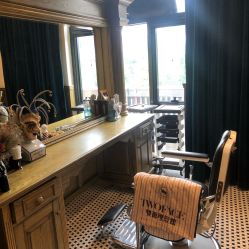 -TWOFACE 双面理发馆