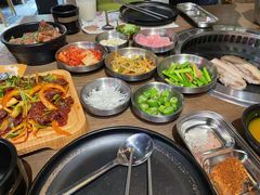 -香猪坊韩国烤肉专属门店(魏公村店)