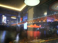 -小天鹅火锅·一线江景洪鼎旗舰店(洪崖洞店)