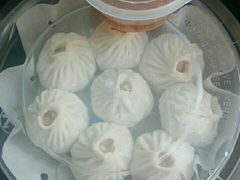 生蟹粉小笼-馋三尺蟹粉小笼(人民广场店)