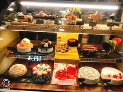 -DQ·蛋糕·冰淇淋(大宁国际商业广场店)
