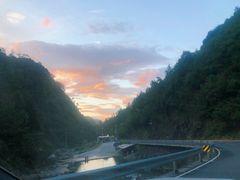 -安吉龙王山峡谷漂流