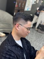 -藤野造型专业烫染接发