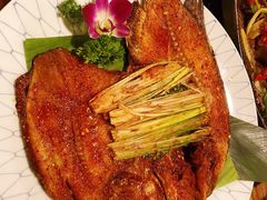 香茅草烤罗非鱼-紫滇源云南生态菜(丹凤街店)