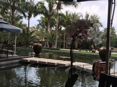 -三亚湾海居铂尔曼度假酒店