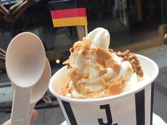 -JW德国冻酸奶Frozen Yogurt(龙湖成都滨江天街店)