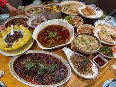 -有红鸡毛店·川菜(建设路店)