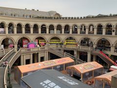 -王府井奥莱临潼小镇(临潼店)