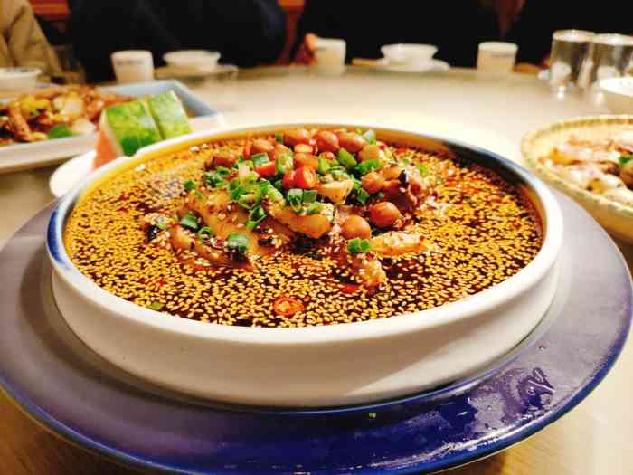 老甘家小龙虾江湖菜(巴国城店)