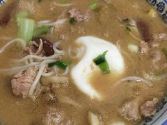 -邱芳粉店(迎宾大道旗舰店)