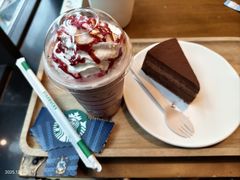 -星巴克(南宁民歌湖店)