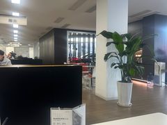 -上海永达奥诚奥迪4S店(申江路店)