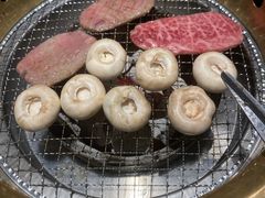 -山川小町·极番烧肉(新地假日广场店)