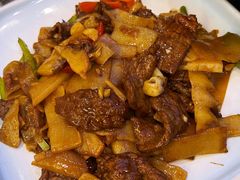 酸笋炒牛肉-美极鲜食坊(宝安南路店)