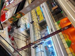 -银泰百货(厦门国贸中心店)