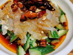 老醋蛰头-阿里巴巴海鲜烧烤家常菜(黄岛店)