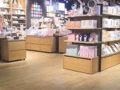 -九木杂物社(江宁金鹰广场店)