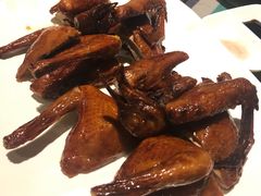 红烧乳鸽-兰桂坊粤泰美食(较场西店)