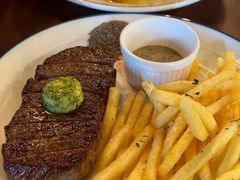 -羽深肉铺 Steak & Wine