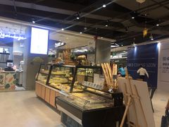 面包甜点陈列柜-盒马鲜生(189购物中心店)