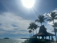 -Sunset Bar(丹绒亚路香格里拉店)