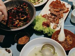 -乔家小院•非遗驴肉•本地小海鲜(滨河路店)