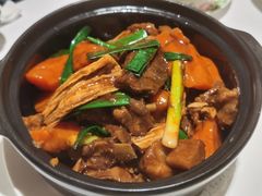 红萝卜羊肉煲-花城苑广府菜(侨鑫店)