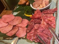 家族拼盘-炼火烤肉店