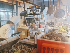 乳山生蚝-松咖啡自助餐厅·松北香格里拉