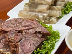 -鸿运美食府