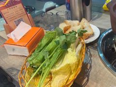 -东记炭炉·海鲜鸡煲(龙华店)