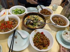 -笨罗卜浏阳菜馆(龙华鹏润达店)