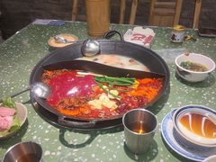-五里关火锅(上海鑫耀·光环Live店)