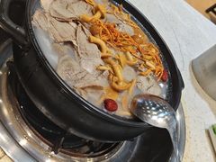 -九寨沟特色牦牛肉汤锅