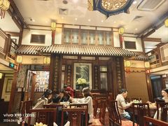 -成隆行·蟹王府(九江路店)